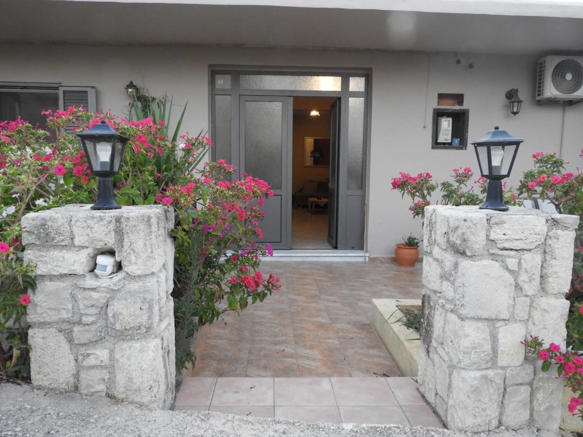 Holiday home Chrissi's House With Garden And Sea View Zerviana Kissamos