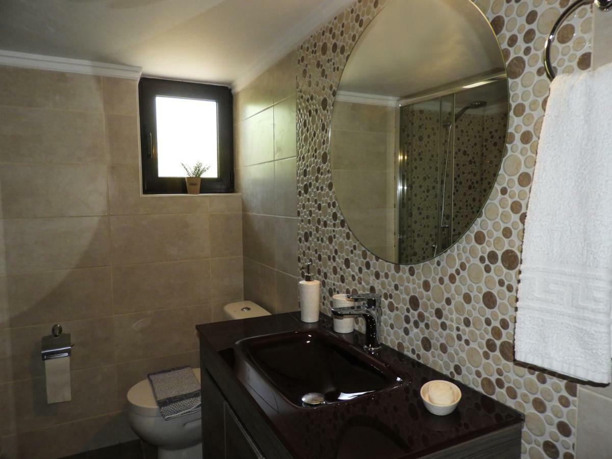 Chrissi's House With Garden And Sea View Zerviana Holiday home