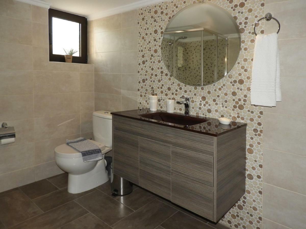 Chrissi's House With Garden And Sea View Zerviana Holiday home